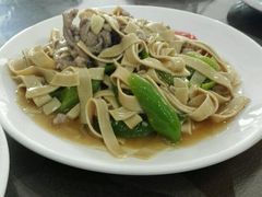 -哈尔滨风味小吃东北菜(五角场店)