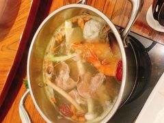 -珍宝轩海鲜火锅(碧湖大厦店)
