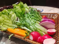 -鑫巴蜀小镇 · 水煮鱼专研店(玉桥店)