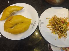 -川骄海鲜自助(王府井奥莱UP TOWN店原世界之花店)