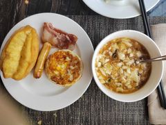 -东方红海鲜百汇(国际大厦店)