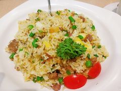 菠萝牛肉炒饭-佰搭果·广式茶餐厅(石牌东路店)