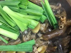 鹅掌翼煲-广宁炭炉鸡煲·富临门饭店