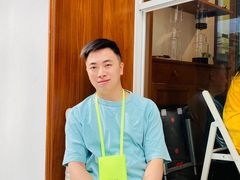 -Line 咖啡(石厦花园店)