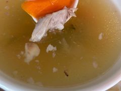 霸王花红萝卜猪骨汤-隆都四季香饭店(碧海路店)