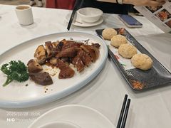-天鲜阁·海鲜粤菜·33年老字号(石槎白云站店)