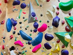 -问山MountQuest攀岩馆