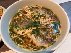 -港丽餐厅(来福士店)