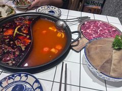 -旧街市鲜货老火锅(大光路店)