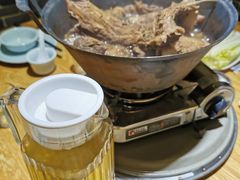 -茸梅路右拐龙虾-农家菜(松江店)