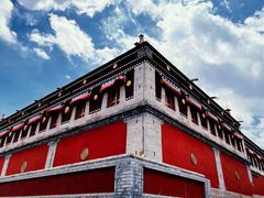 -塔尔寺游客服务中心