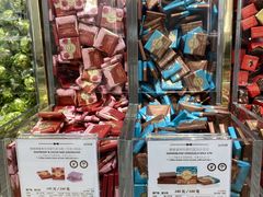 -VENCHI 闻绮(上海佛罗伦萨小镇店)