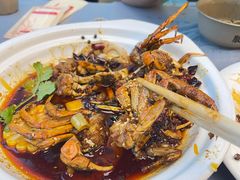-肥肥虾庄·金牌油焖大虾(东湖欢乐谷店)