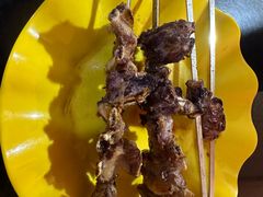 -烤肉小伙烤肉店