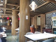 -乔家小院•非遗驴肉•本地小海鲜(滨河路店)