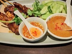 -大头虾越式风味餐厅(光明广场店)