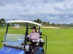 -海南鉴湖蓝湾高尔夫球会