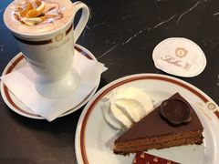 -Cafe Sacher(WIEN)