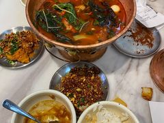 -成都你六姐·牛肉冒菜·麻辣香锅(长泰广场店)