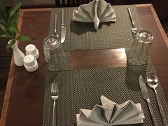 -Old House Restaurant