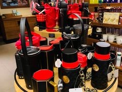 零售区-星巴克臻选(成都宽窄巷子店)