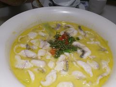 -十二饭点·川菜(北站圆融店)