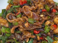 -丹水桥地锅鱼·翘嘴鲌·地方特色全鱼宴(丹江口大坝店)