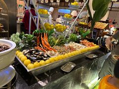 -广州万富希尔顿酒店·感趣自助餐厅·金秋蟹宴生蚝海鲜刺身烧烤