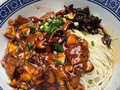 -沪西老弄堂面馆(定西路店)