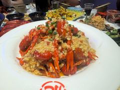 -肥肥虾庄·金牌油焖大虾(首义路店)