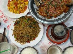 -堂瓦里·33年传统赣菜(第一街区店)