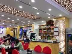 大堂-撒拉人家.酸菜牦牛肉火锅