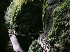 -龙水峡地缝景区