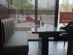 -高玛纳驴肉火烧(一世界店)