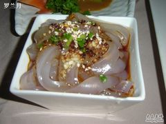 川北凉粉-小巴辣子川湘菜餐厅(星游城店)
