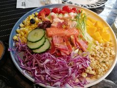 彩虹海鲜沙拉-花见无国界料理(科林楼店)
