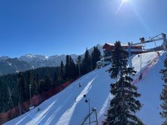 -丝绸之路山地度假区滑雪场
