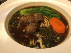 -康师傅私房牛肉面(申虹店)