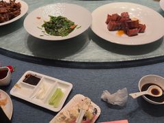 -凤凰园烤鸭店·唐山菜·传承花椒肉(老唐丰路店)
