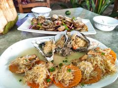 -四川小胡子海鲜(丁村万人海鲜广场店)