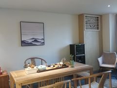 -崇英经络足疗(曲江店)