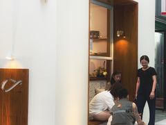 -Line 咖啡(石厦花园店)