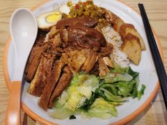 -瑞霖·隆江猪脚饭