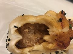 -老上海食惠裡小籠包生煎包