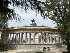 -阿方索十二世纪念碑