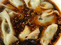 -泓历皇朝酒店(东亭店)