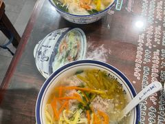 -长人馄饨铺(解放街店)