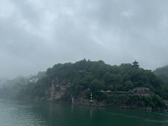 -三游洞