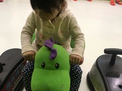 -小小王国亲子游泳俱乐部(锦辉中心)