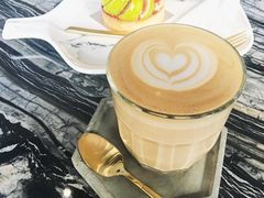 -UNI UNI(环亚凯瑟琳店)